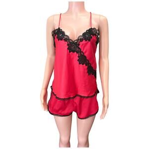Miss Elaine Red and Black Lace Lingerie Set · Vintage Union-Made · Size Large